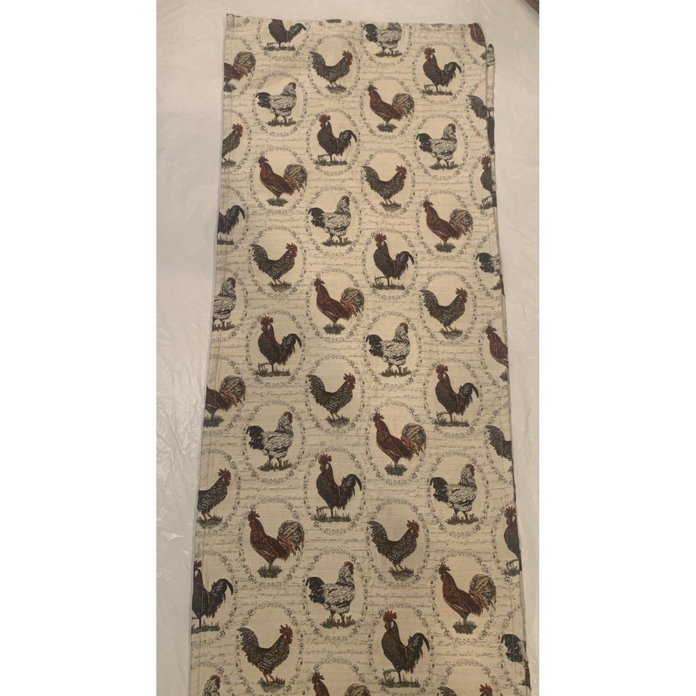 Rooster Table Runner White 108"x10"